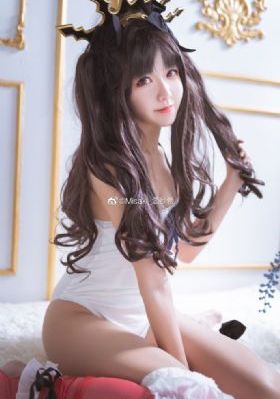 三个人玩一个人的b